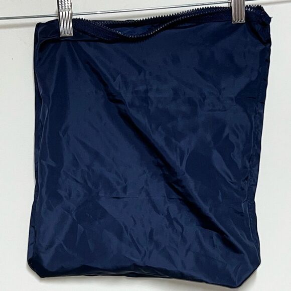 New Unused Dagne Dover Zip Nylon Navy Bag For Acessories Laundry - Picture 3 of 4